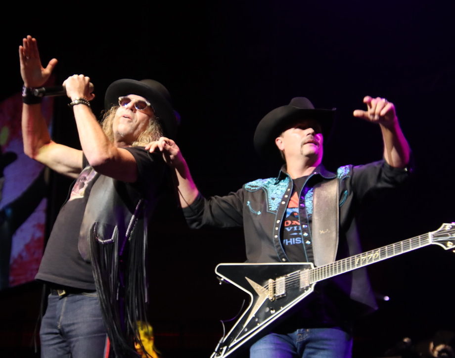 Big & Rich at Mohegan Sun Arena