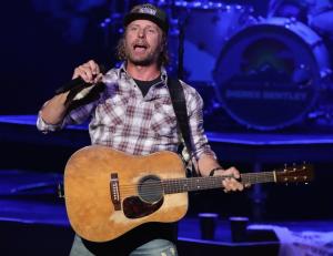 Dierks Bentley at the Xfinity Center in Mansfield, Massachusetts